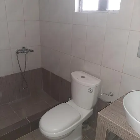 Holiday home Plane Tree For Nature Lovers- Free Rv & Campervan Parking *